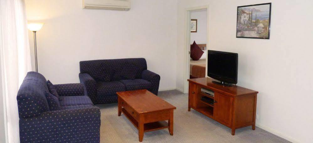 Belvoir Village Motel & Apartments โวดองกา ภายนอก รูปภาพ